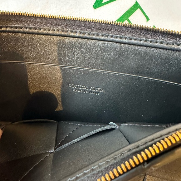 Bottega Veneta Medium Cassette Flat Pouch, Black! - Picture 9 of 13